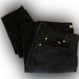 Mudd Distressed Ankle Skinny Jeans